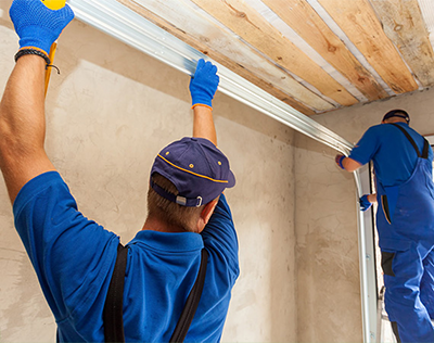 Garage door installation service teamwork